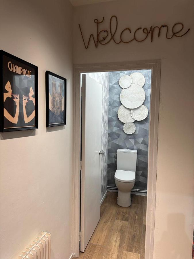 Cathedral Hypercenter 3 Min Train Station Apartment Reims Bagian luar foto